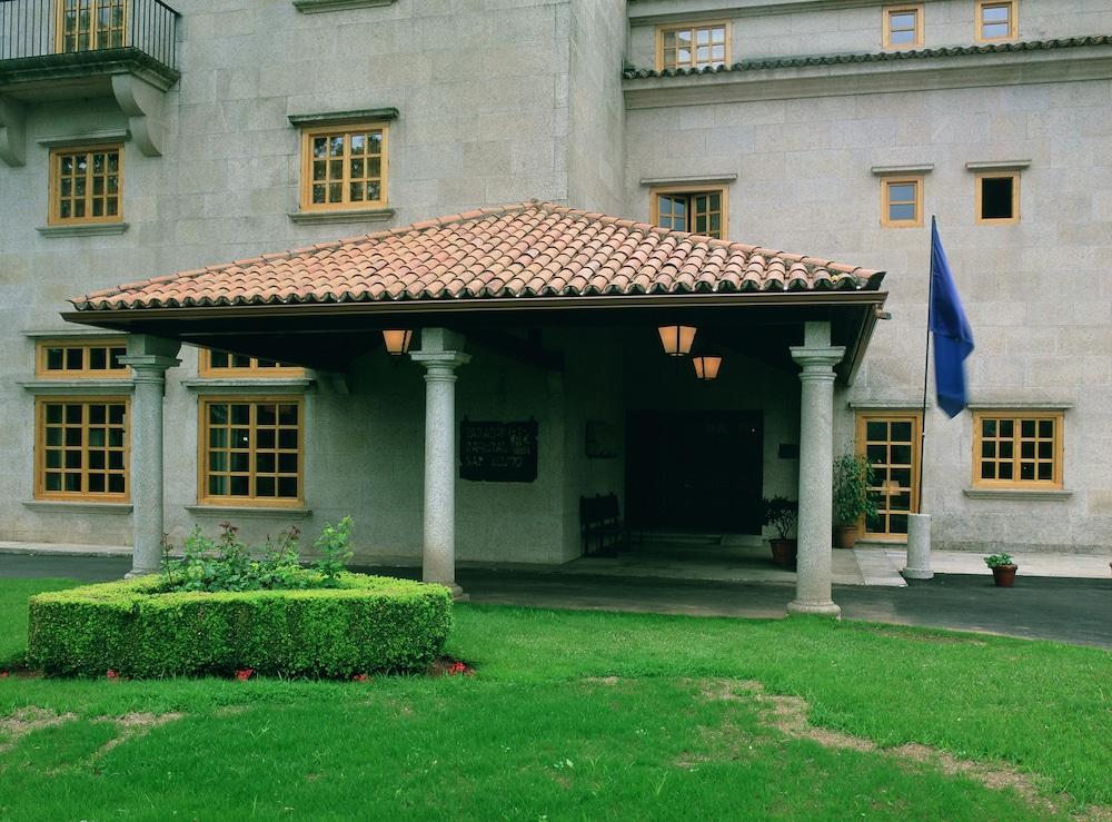 Parador De Tui Esterno foto